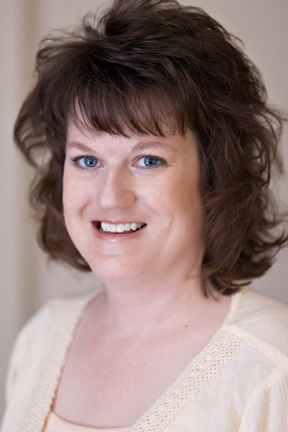 Jodi Steele Photo 16