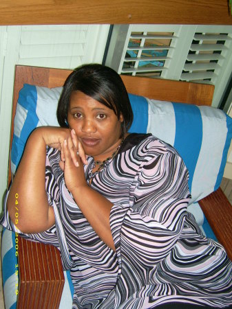 Veronica Gibson Photo 7