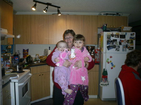 Arlene Willis Photo 24
