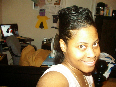 Janelle Singleton Photo 5