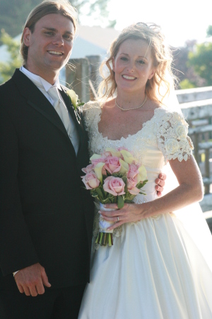 Erin Phillips Photo 28