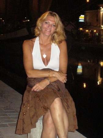 Debra Galbraith Photo 4