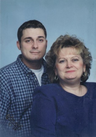 Linda Lahey Photo 1