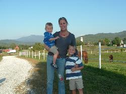 Tracey Applegate Photo 1