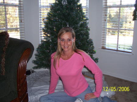 Jennifer Grimes Photo 8